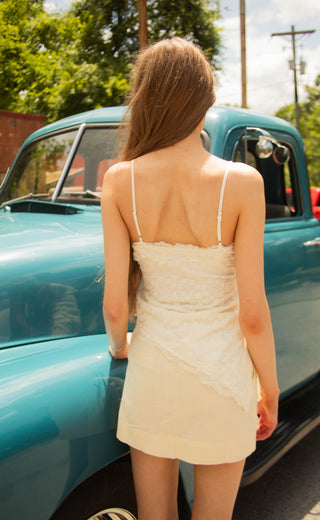 keep dreaming lace tank top